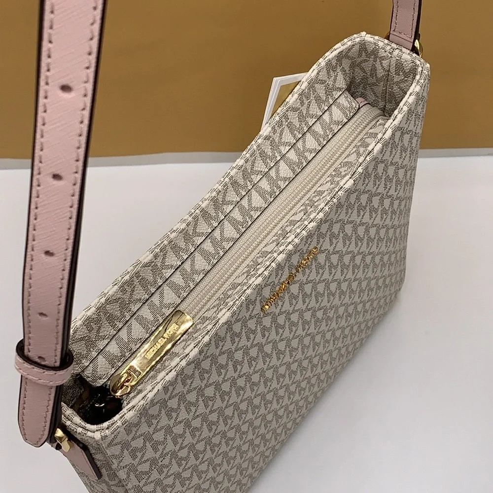 MICHAEL KORS 
Jet Set Travel Large Logo Messenger Bag
COLOR PWD BLSH MLT
NWT - Picture 10 of 16